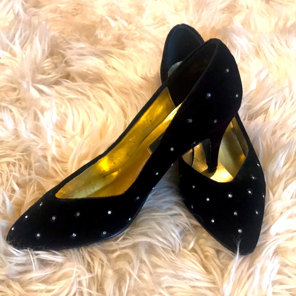 Vintage Velvet & Rhinestone Heels!
